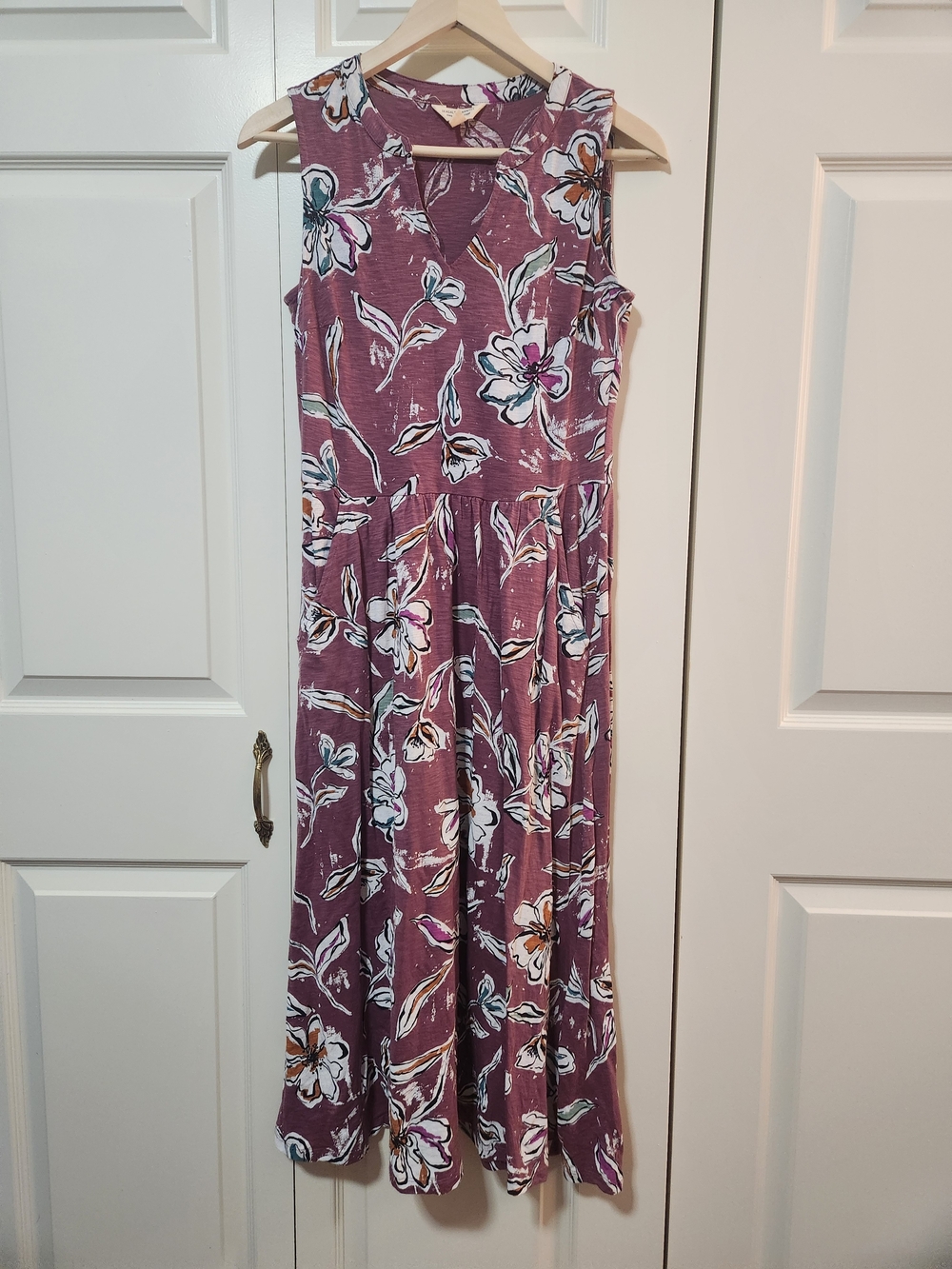 Sleeveless Mauve Floral Midi Dress with V-Neck 100% Organic Cotton